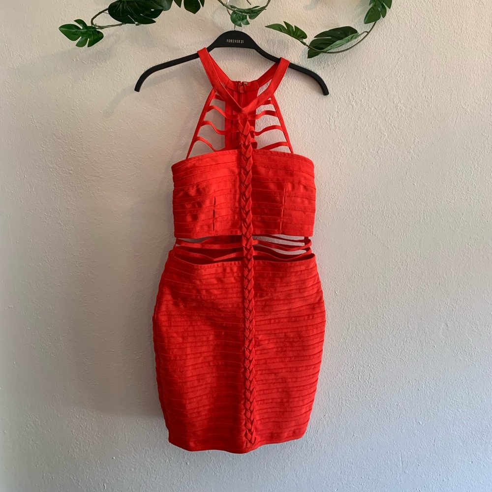 Red bodycon dress